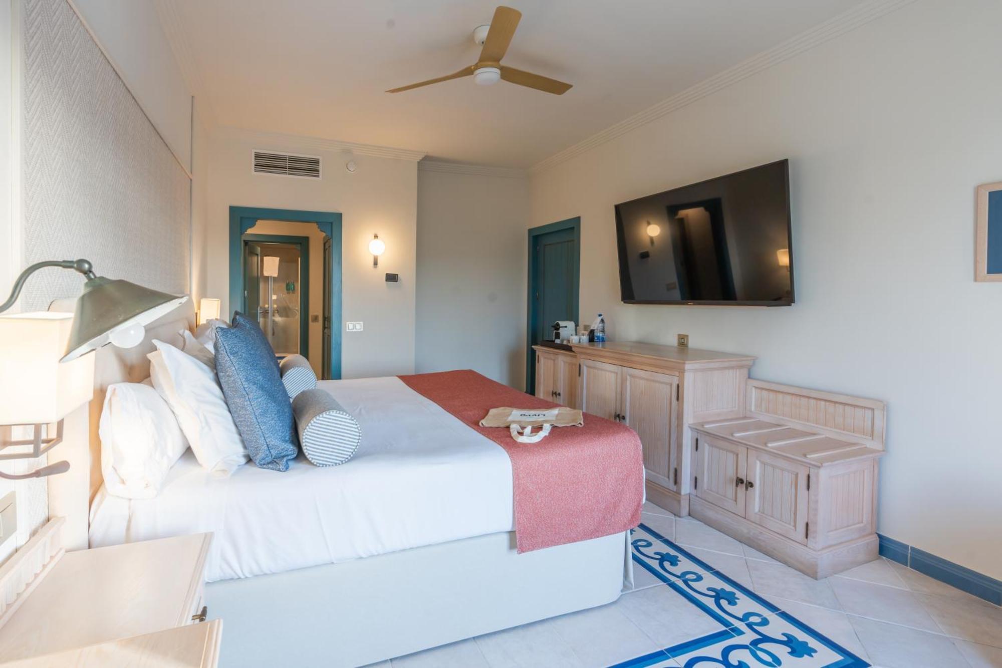 Resort Livvo Volcan Lanzarote 5*