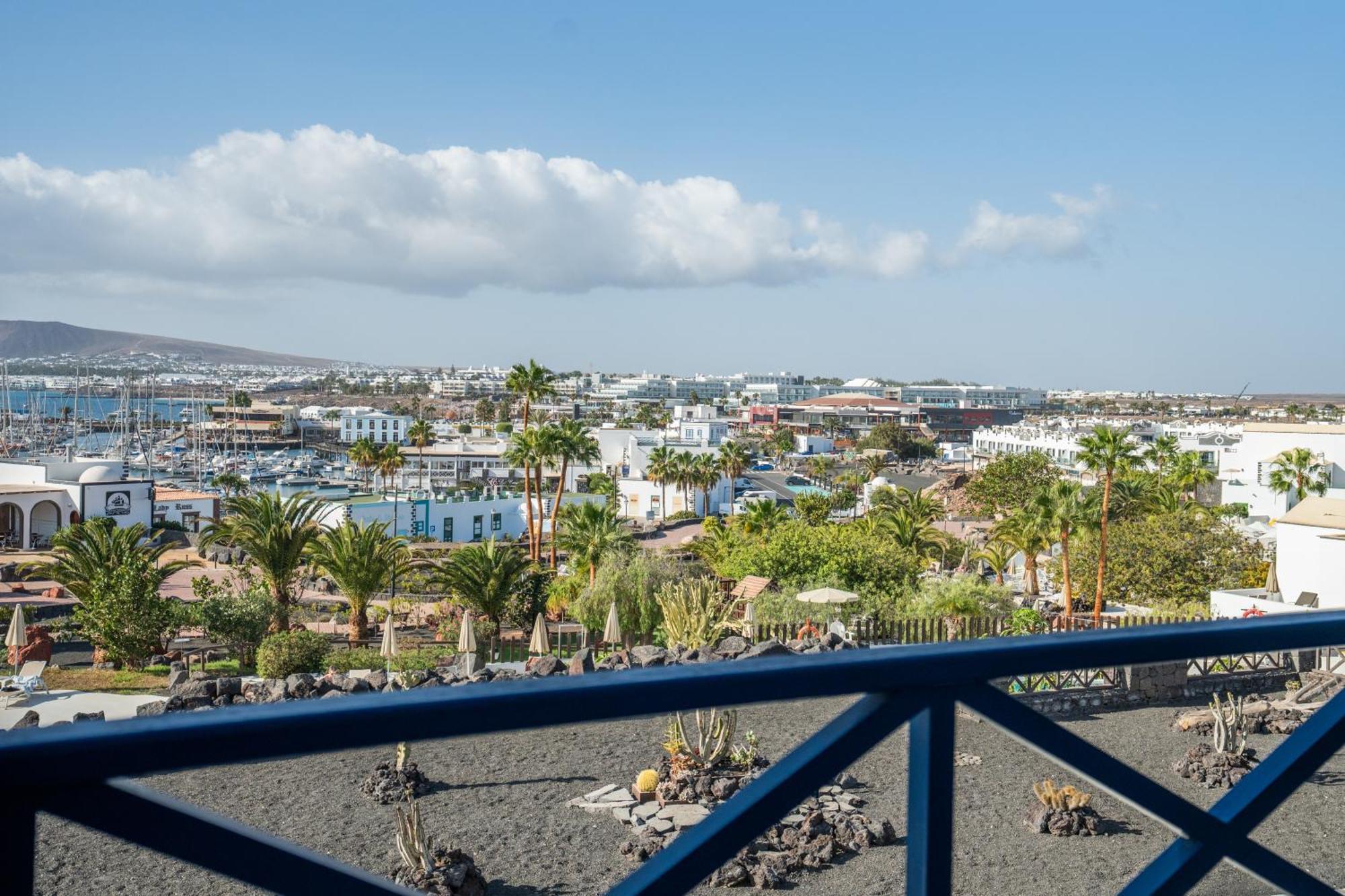 Resort Livvo Volcan Lanzarote 5*